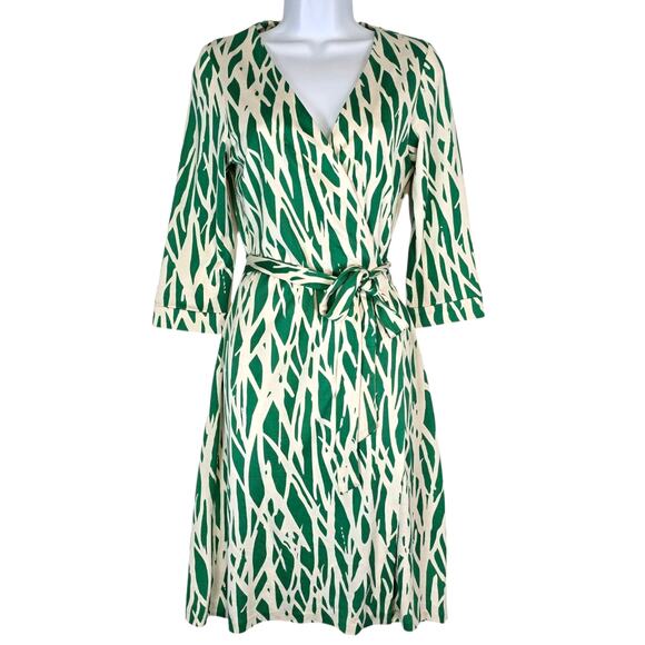 Diane von Furstenberg Julian Wrap Dress Twigs Green White 100% Silk Jersey 12 - Picture 2 of 12